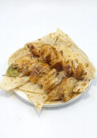Artı Kanat 1 Kg 2 Lavaş ile birlikte